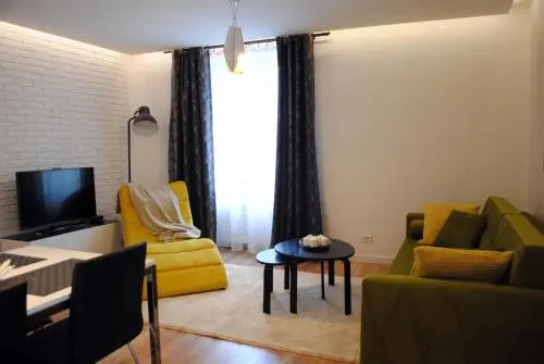 Apartament Zwycięstwa 98