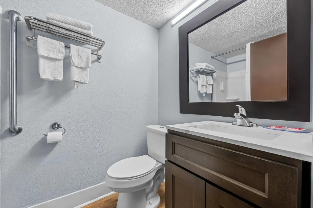 Econo Lodge Montgomery South I-65