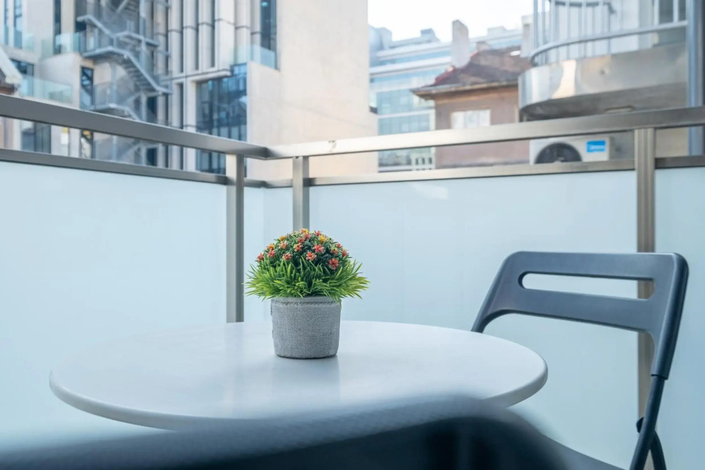 APT 32 near Mall of Sofia & Metro Station