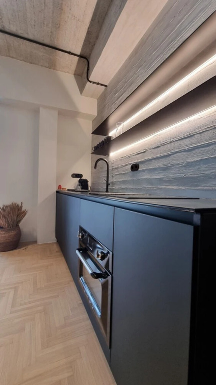 A NYC loft design Studio APT in Kolonaki