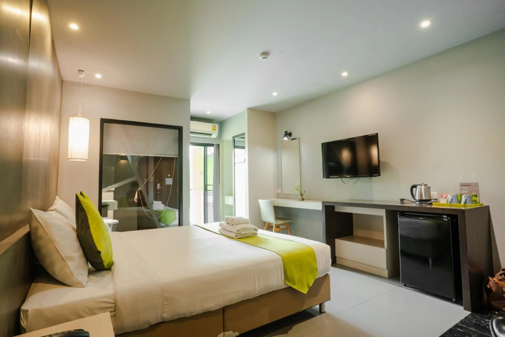 3Season Hotel