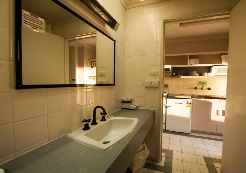 Parklane Motel