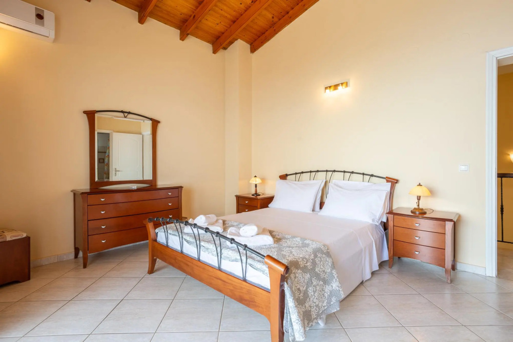 Villa Petros Large Private Pool Walk to Beach Sea Views A C Wifi Car Not Required - 180