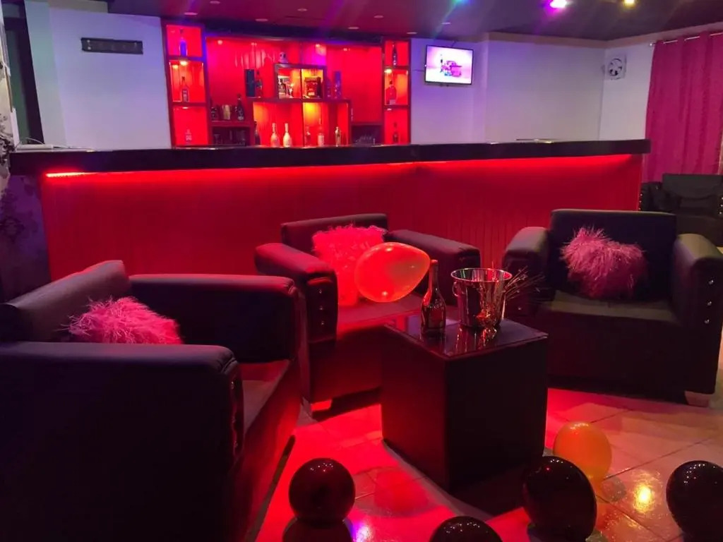 Relax Cabaret