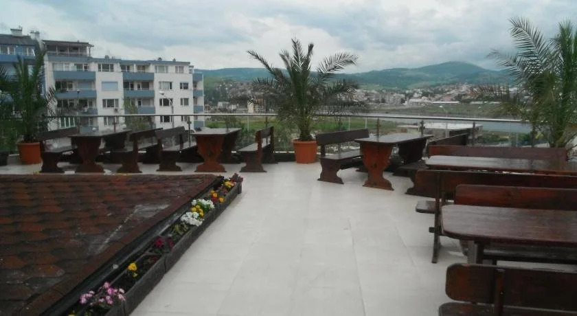 Meatsa Hotel