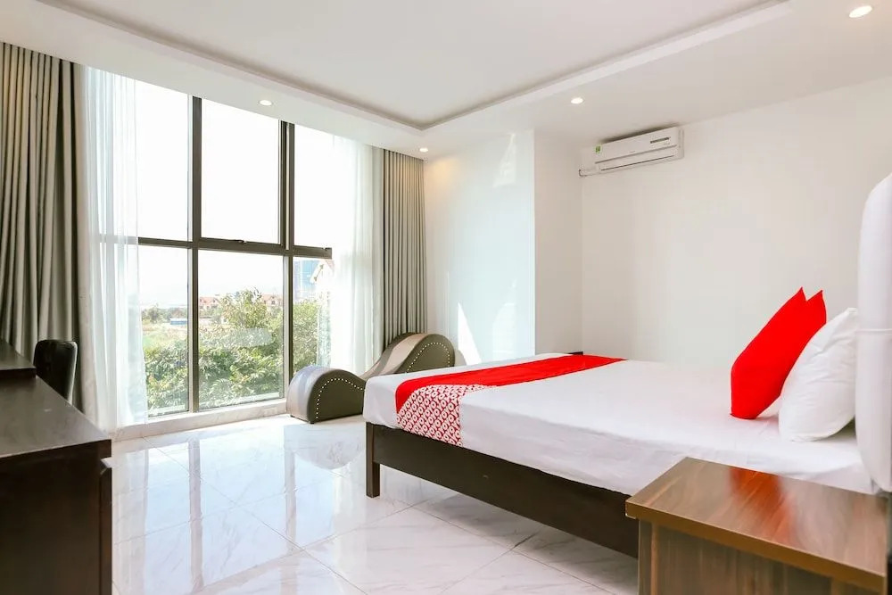OYO 597 Chieu Duong Hotel