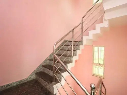 Oyo 19111 Supriya Guest House