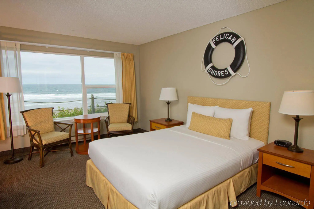Pelican Shores Inn