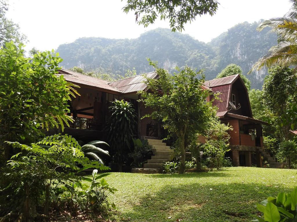 Khao Sok Nature Resort