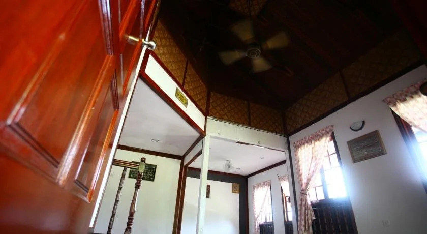Teluk Dalam Resort