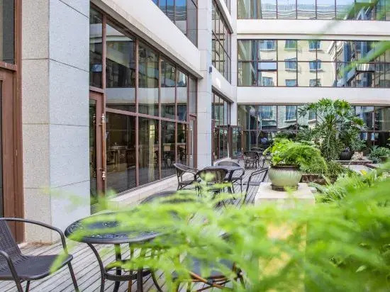 Yuanmou Grand Hotel