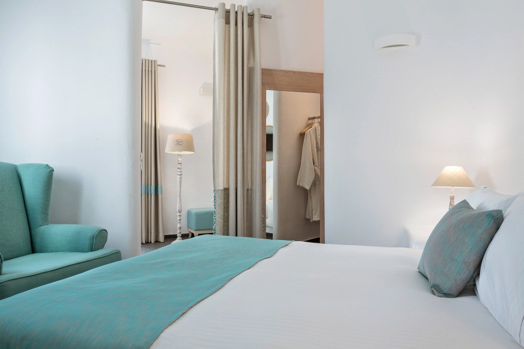 Colours of Mykonos Luxury Residences & Suites