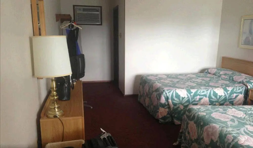 Gables Motel