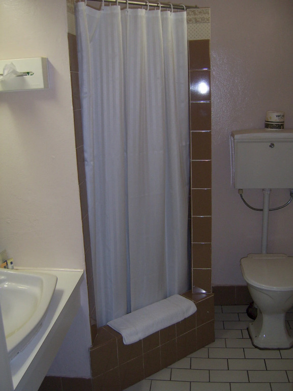 Garden Motor Inn