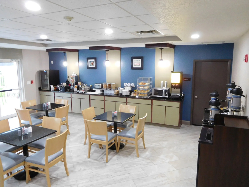 Best Western Waldo Inn & Suites