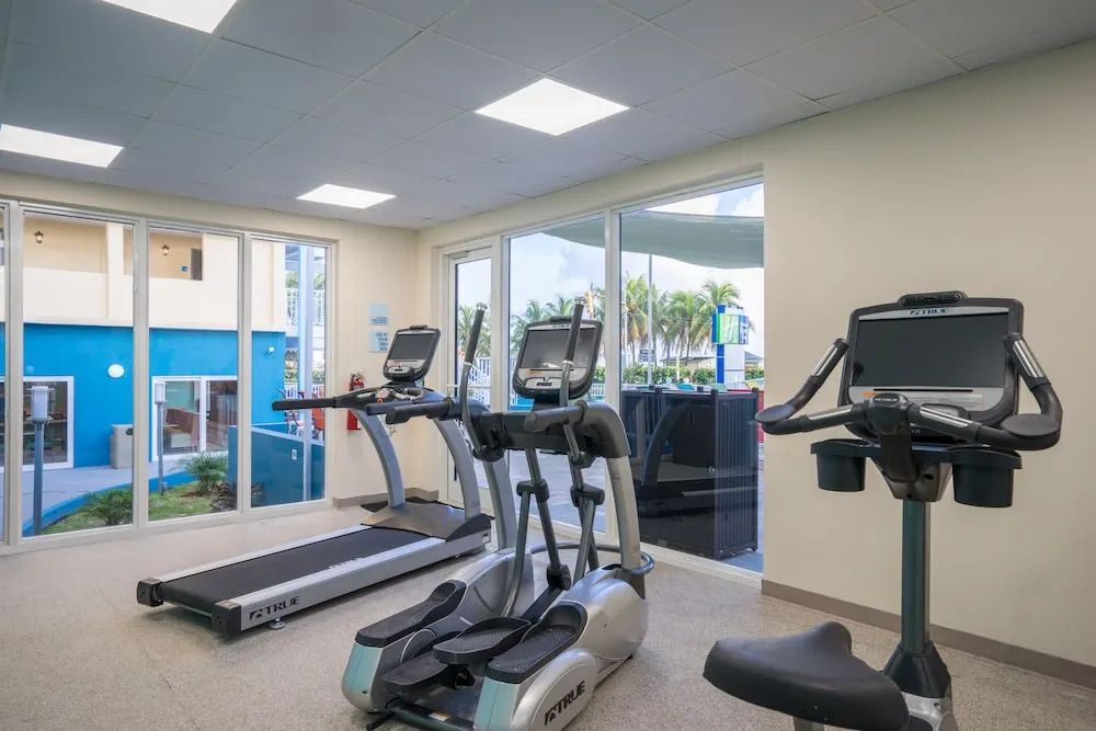 Holiday Inn Express and Suites Nassau