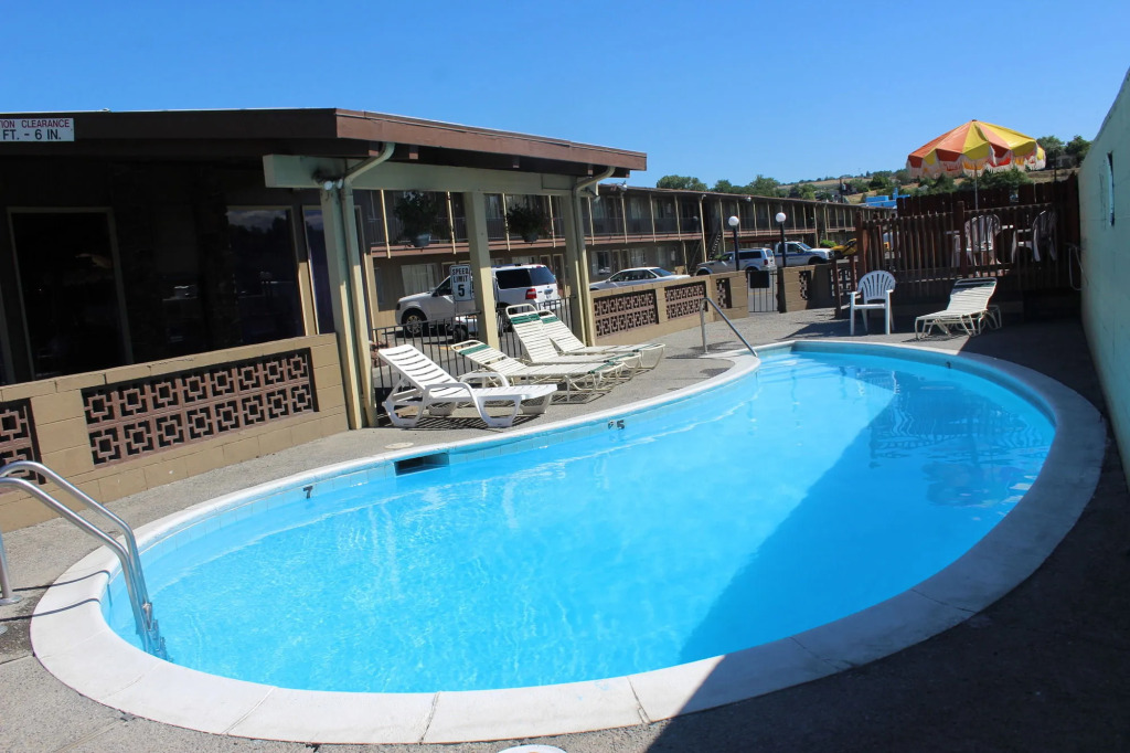 Отель Льюистона Cedars Inn Lewiston