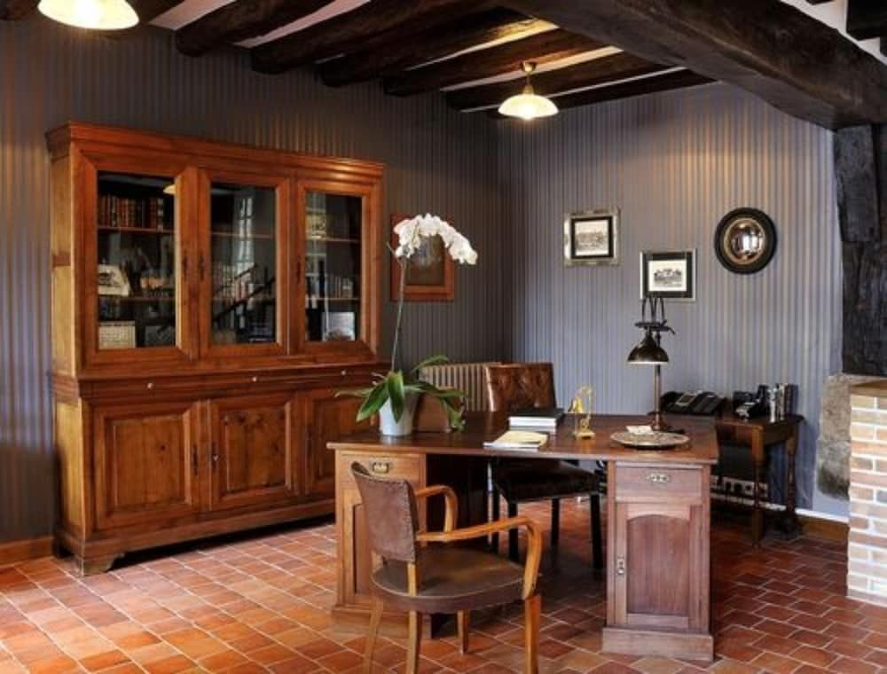 Auberge Du Grand Dauphin