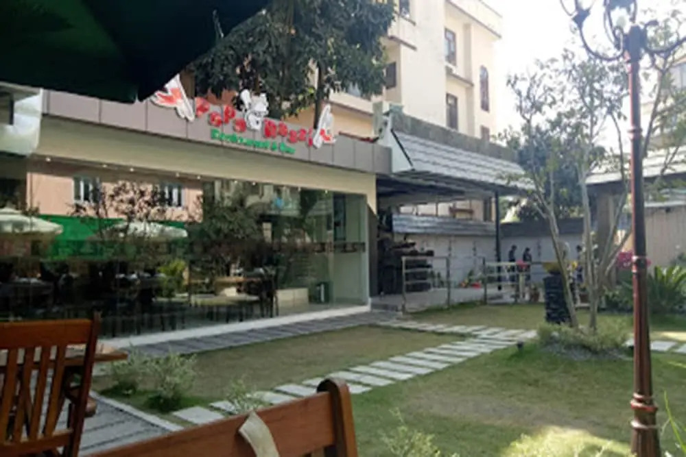 Hotel Ghar