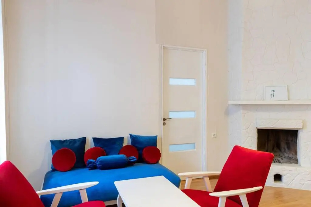 Cozy 2 Bedroom Apartment In The Center of Tbilisi