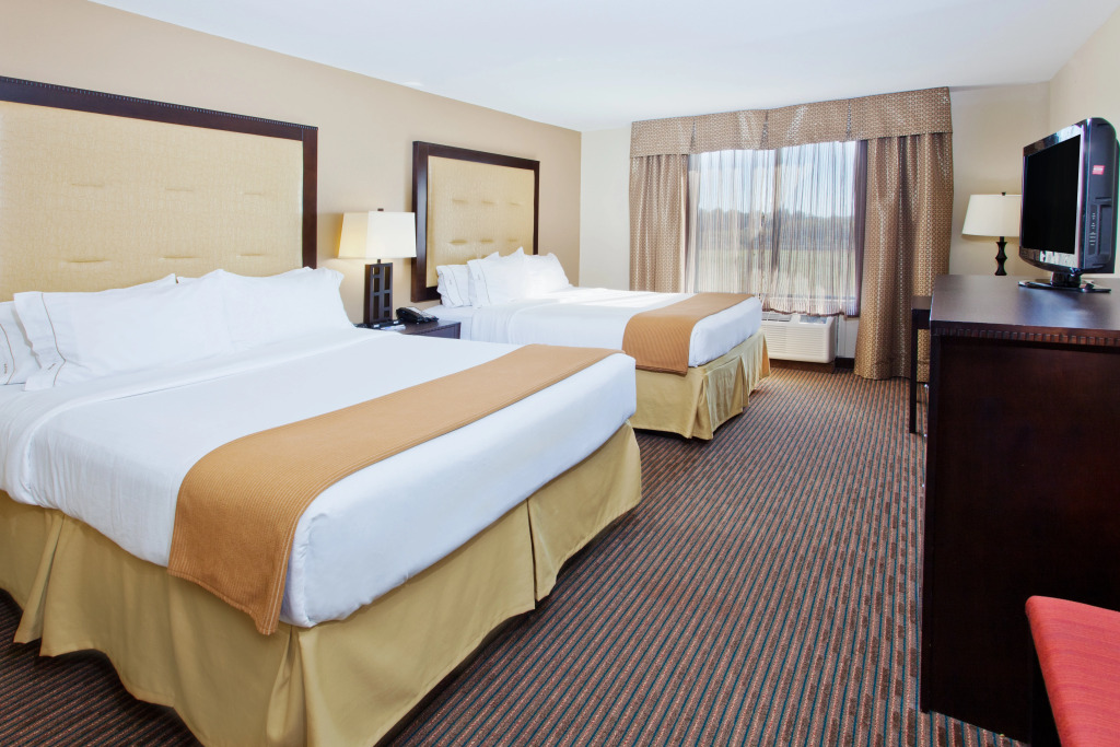 Holiday Inn Express Hotel & Suites Cordele North by IHG