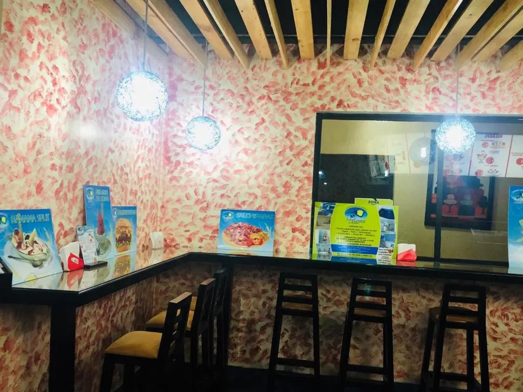 Hostal y Complejo Recreacional La Playita de Monse