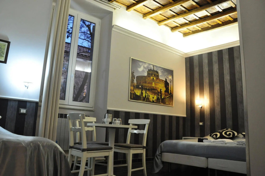 Navona Nice Room
