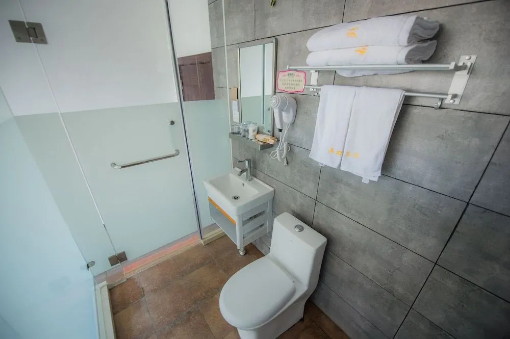 Dali Spring Field Hostel
