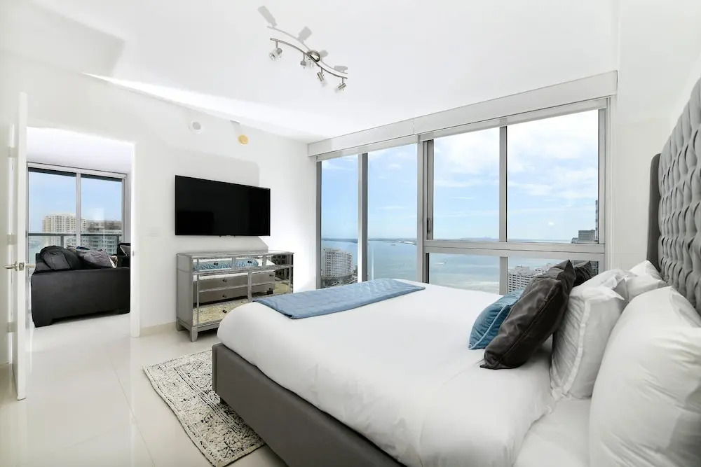 Miami World Rental - Iconbrickell 4810