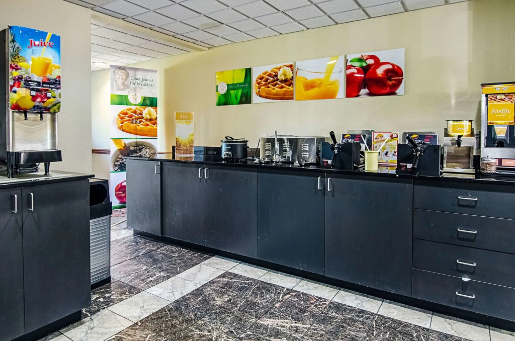 Quality Inn & Suites Bristol North