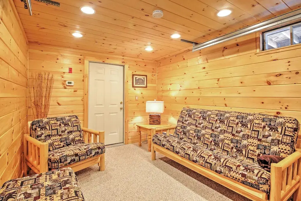 Rustic North Conway Cabin < 3 Mi to Cranmore Mtn!