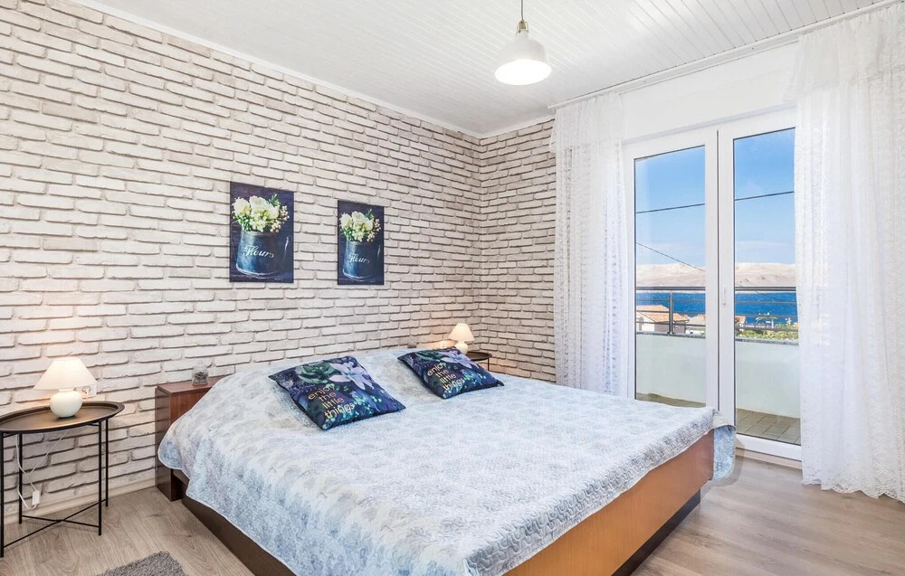 Stunning Home In Karlobag With Wifi