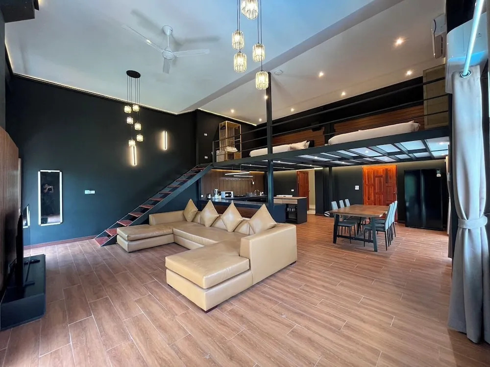 Khao Lak - Loft Suite With 2 King Size Beds, Bathroom With Bathtub