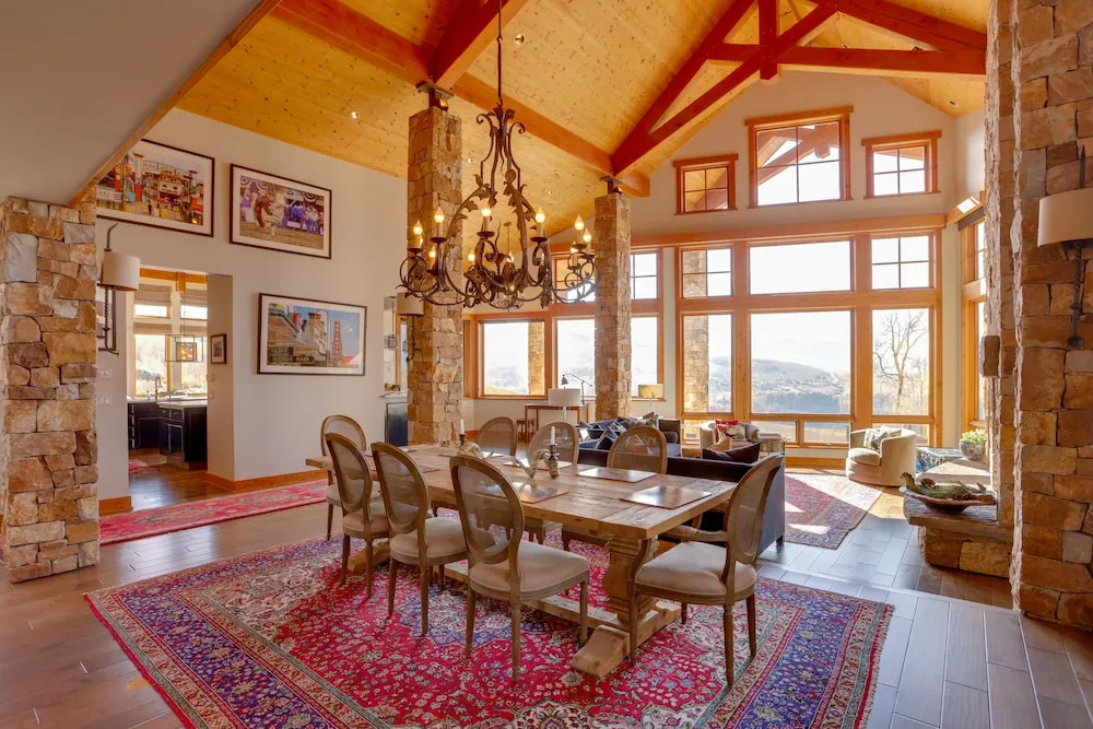 Telluride Mountain Chalet w/ Gym, Hot Tub & Views!