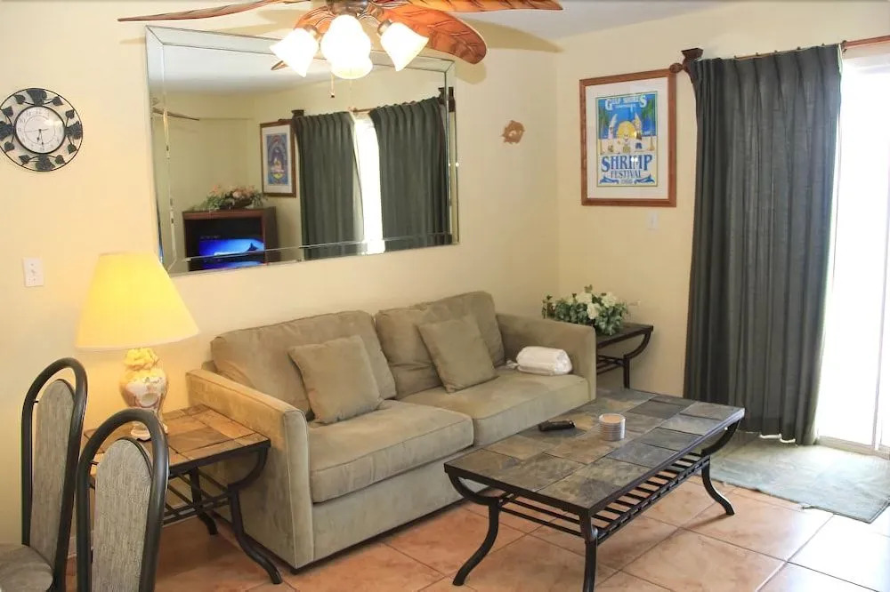 Seacrest 807 By Redawning