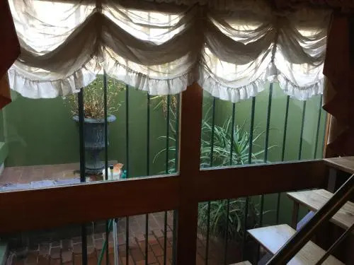 Habitaciones De Categoria En Casa Centrica De Montevideo
