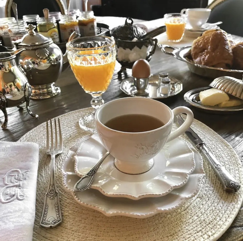 Manoir de La Croix Saint Louis "Luxury Guest House"