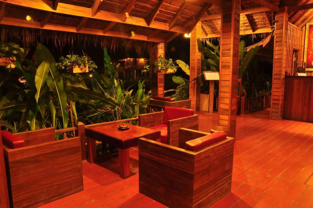 Vieng Tara Villa