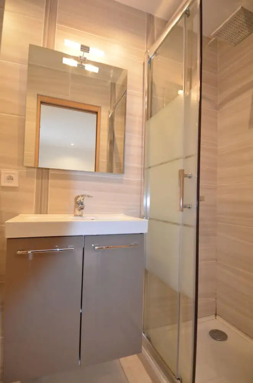 Amazing apartment 4 persons with big Terrace in Carré d'Or district in Nice