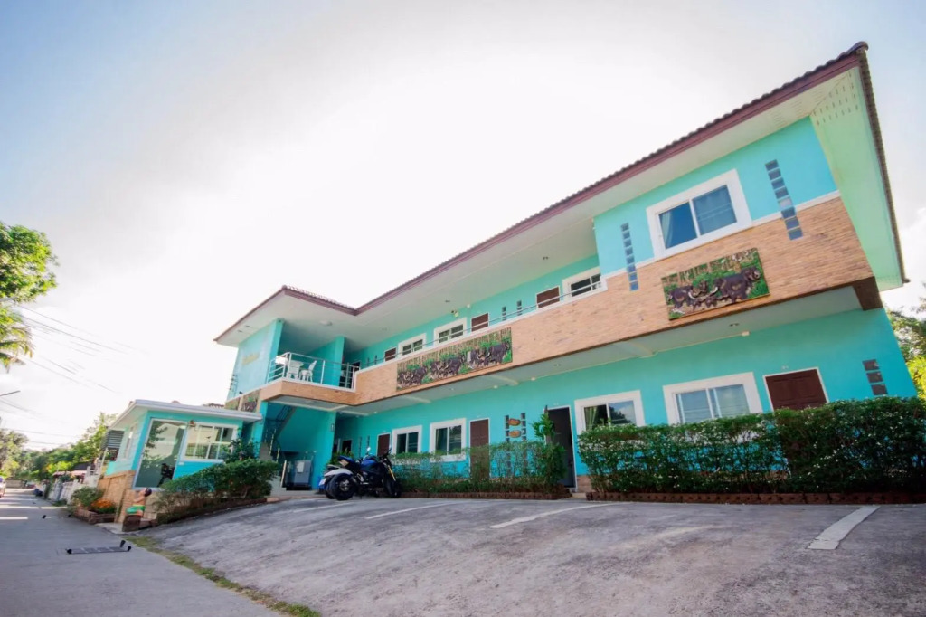 Ruen Aiyara Apartment