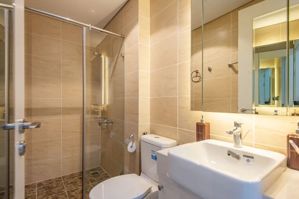 Luxury Apartment Dcapital Tran Duy Hung