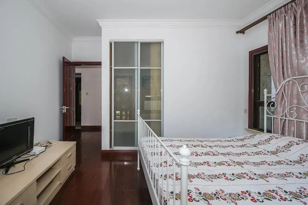 Ellies Apartment Biyun Branch