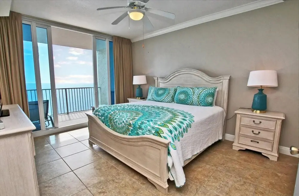 San Carlos 1201 by Youngs Suncoast