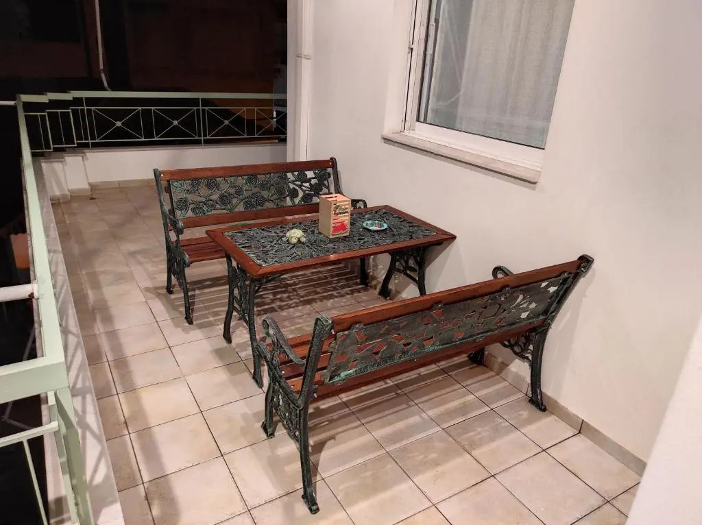 Emerald- 2 -Bedroom Apartment in Preveza