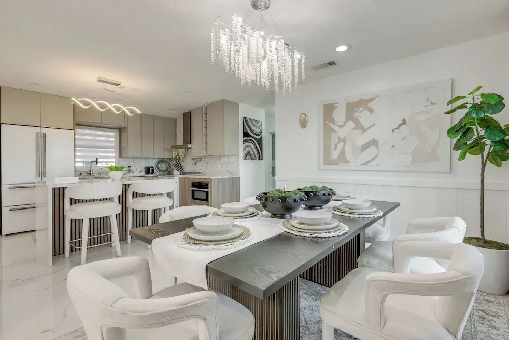 Luxe Florida Home on 3 Acres ~ 5 Mi to Beach!