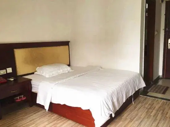 Jixuan Hotel