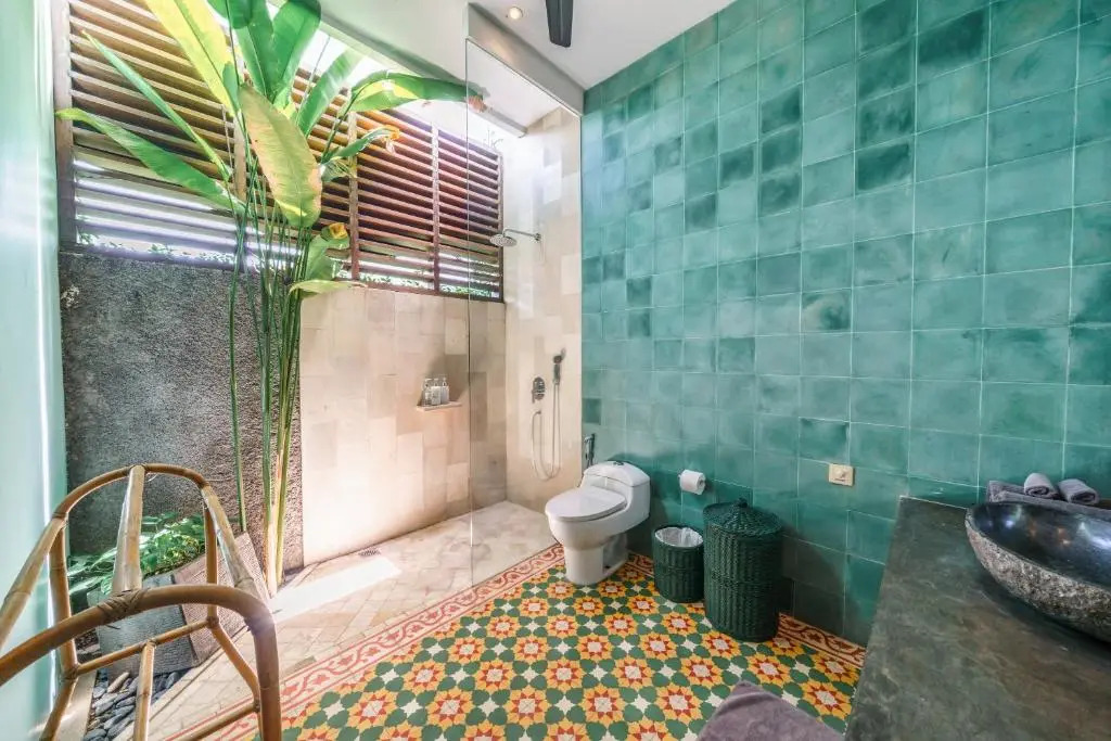Puri Aman - Unique & Lush 3BR Pool Villa - Next to Gigi Susu & Walk to Beach