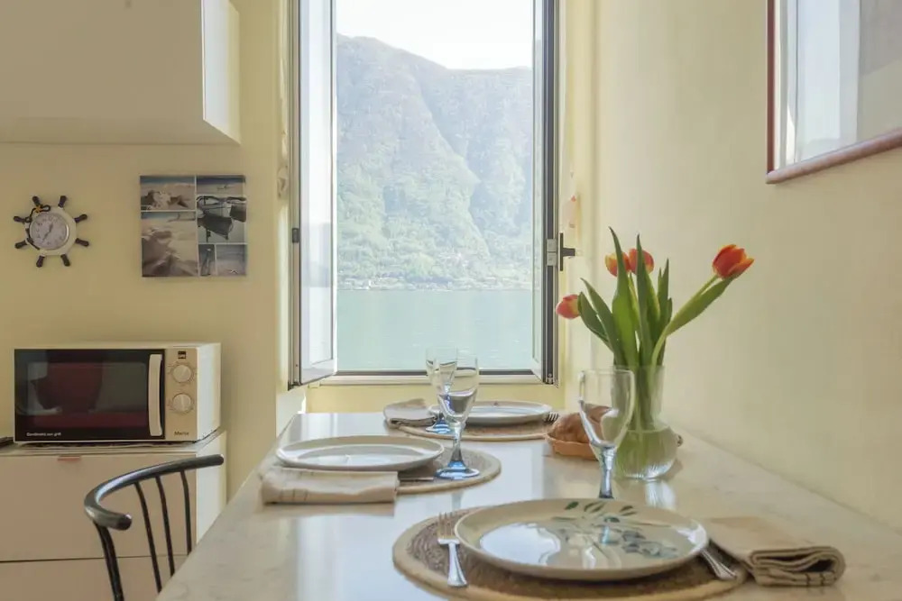 Il Timone by Rent all Como