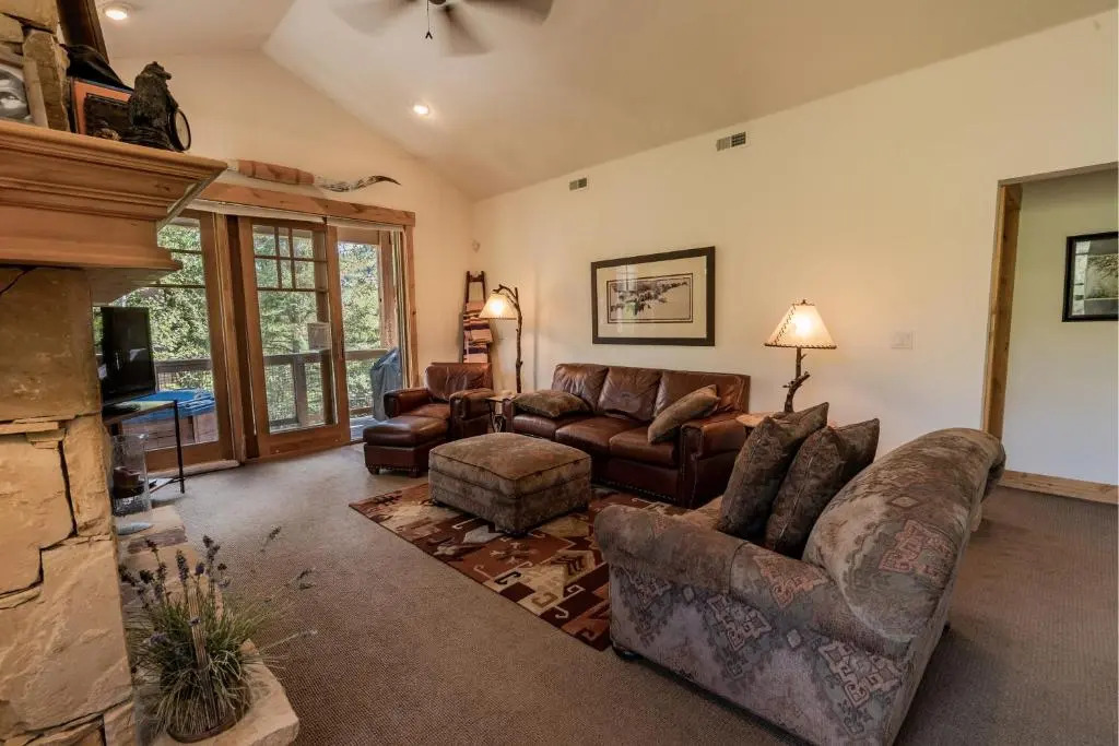 Town Point Condos by Lespri Property Management