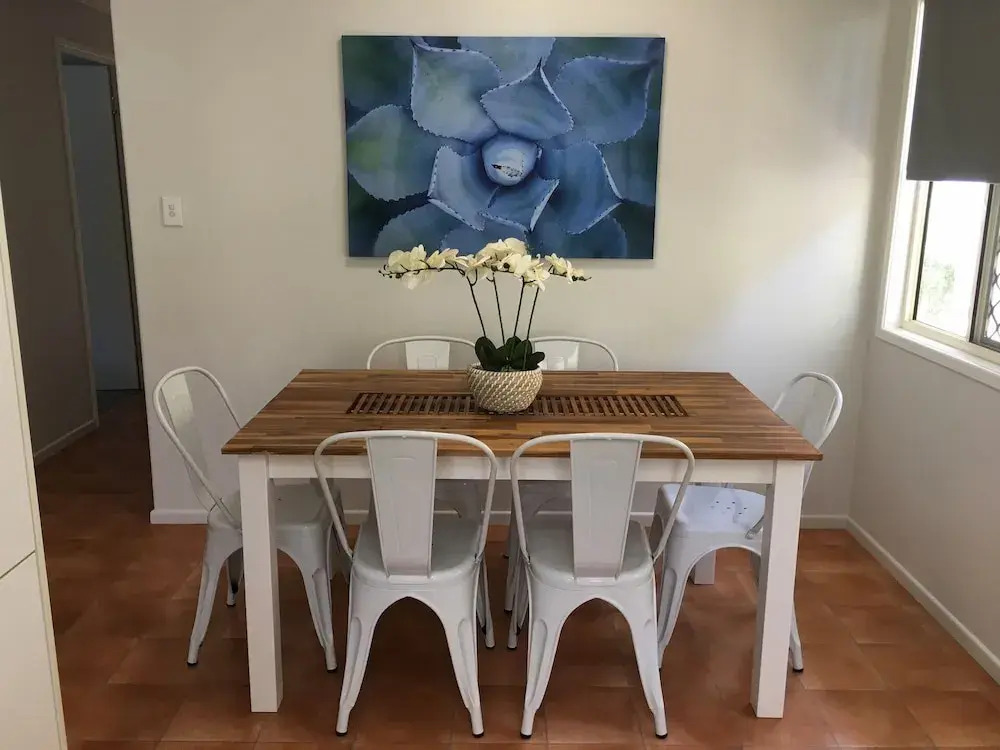 Longreach Apartments